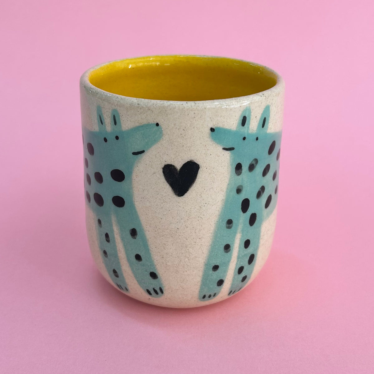 Taza perritos verdes
